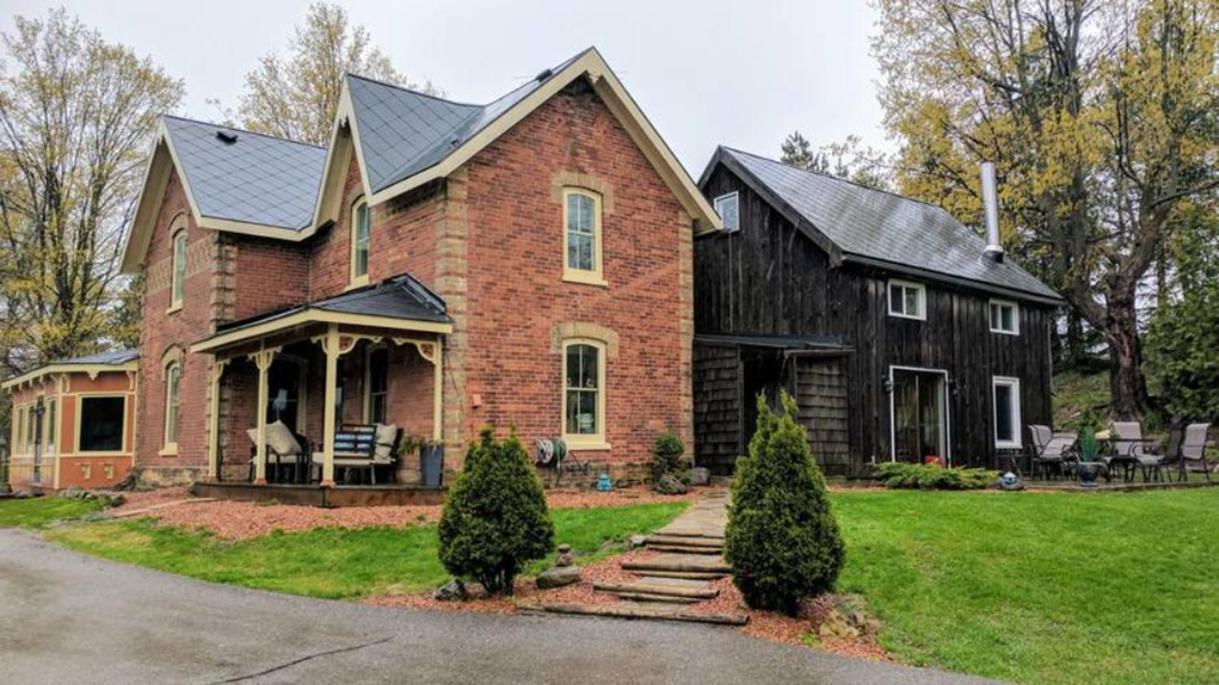 A Rustic Cabin In The Woods Orangeville Exterior photo